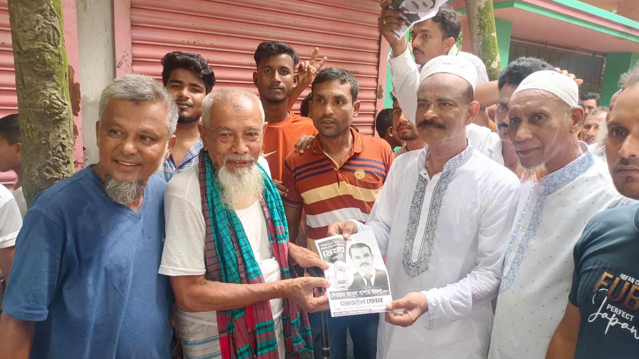 কাঞ্চনে প্রতিপক্ষের বিরুদ্ধে হিন্দু ভোটারদের হুমকির অভিযোগ