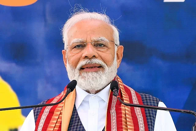 মোদির নতুন মন্ত্রিসভায় কোন দল থেকে কারা থাকতে পারেন