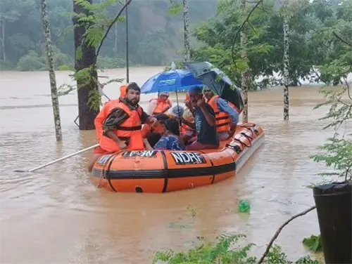 বন্যায় বাড়ছে উদ্বেগ, উত্তেজনার পারদ চড়ছে বাংলাদেশ-ভারত সম্পর্কে