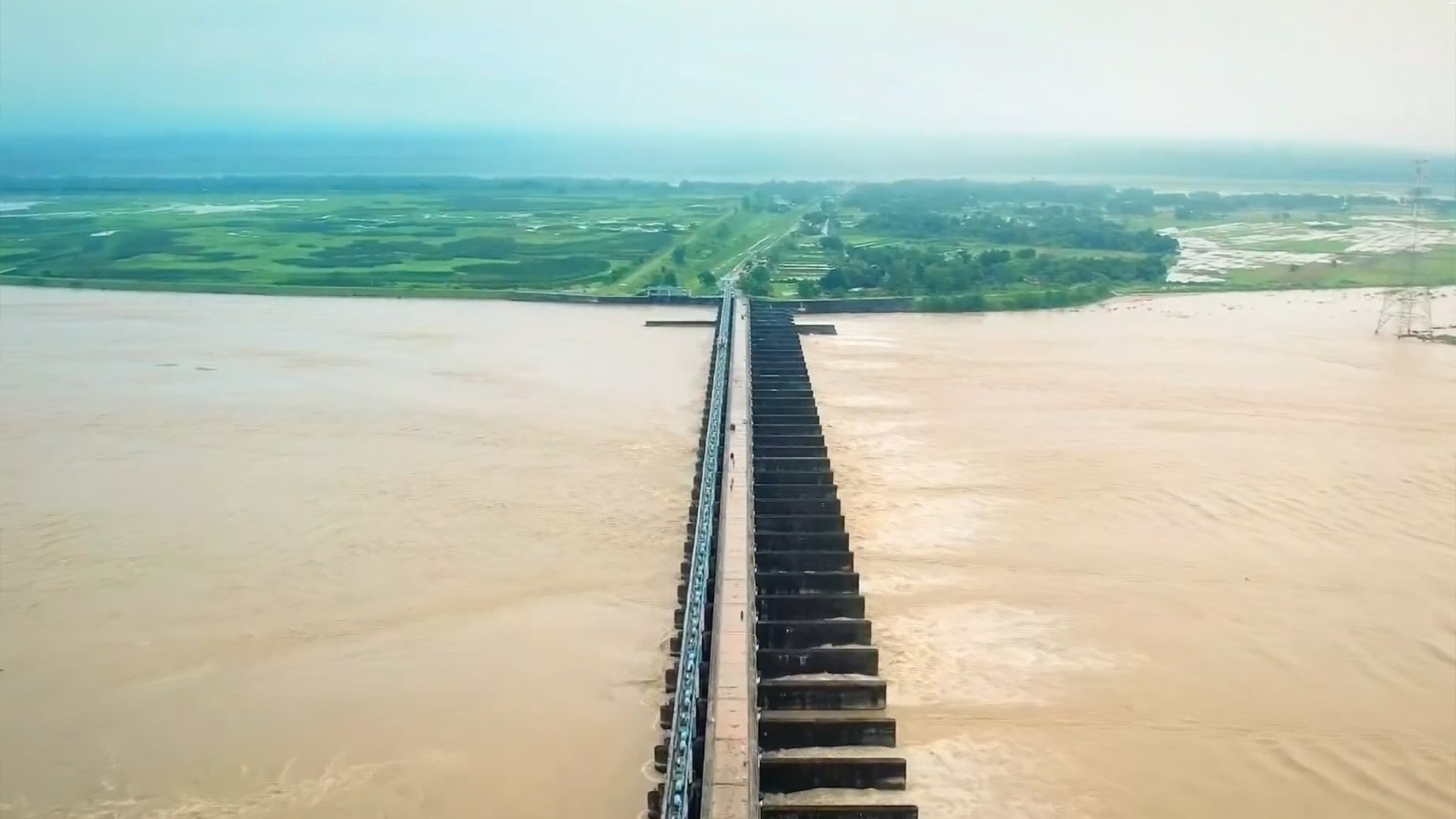 ফারাক্কা বাঁধের গেট খুলে দেওয়ার গুজব ও ভুয়া ভিডিও প্রত্যাখান দিল্লির