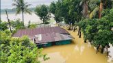 উত্তর চট্টগ্রামে পানিবন্দি লাখ লাখ মানুষ