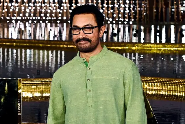 অভিনয় ছেড়ে দিচ্ছেন শুনে আমিরকে যা বলেছিল তাঁর পরিবার