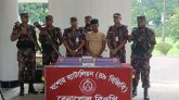আড়াই কোটি টাকার স্বর্ণের বারসহ যুবক আটক