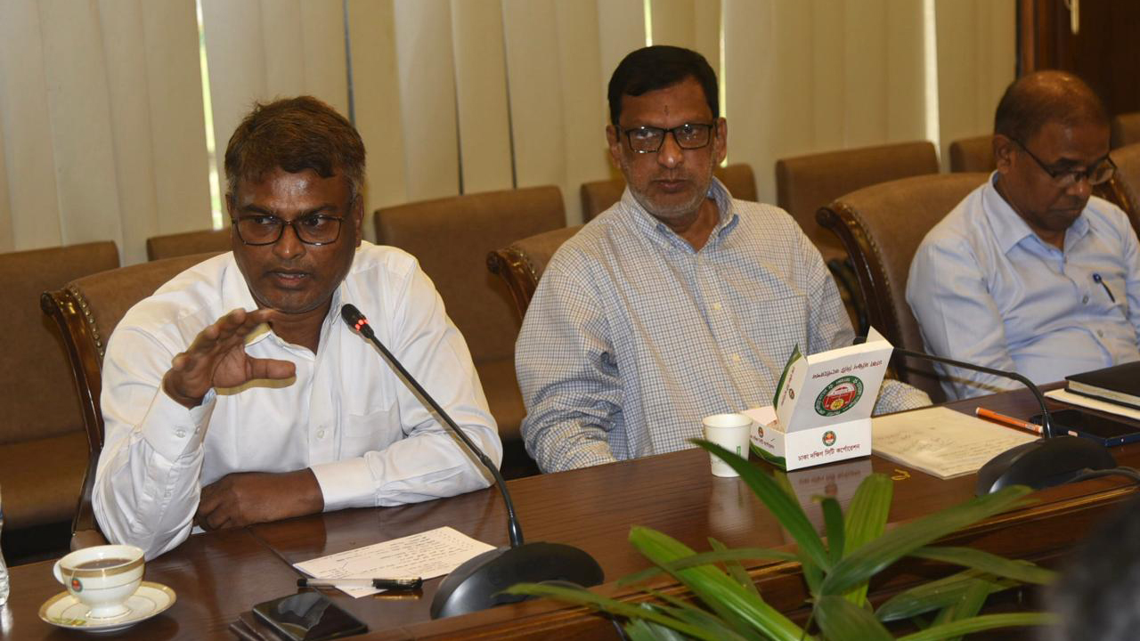 দক্ষিণ সিটিকে মশার ওষুধ সরবরাহ করবে উত্তর সিটি