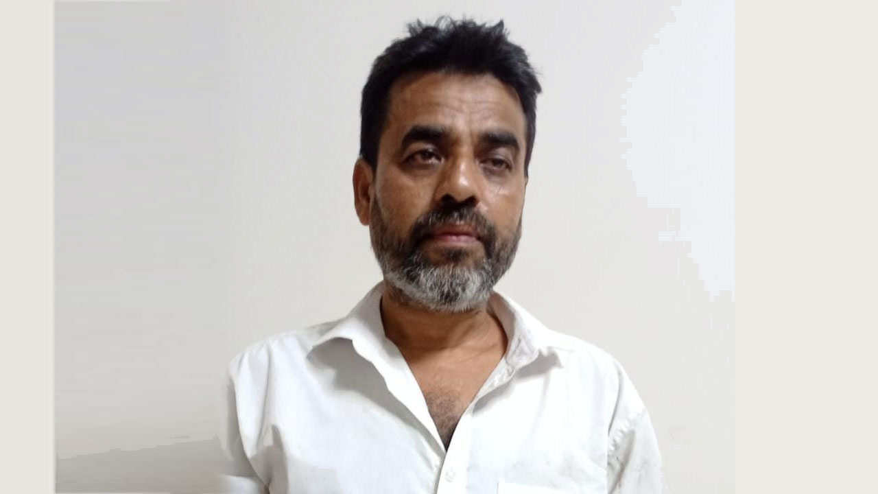 সরকারি কর্মকর্তা সেজে ভূমি অফিসে চাকরি দেওয়ার নামে প্রতারণা