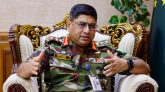রয়টার্সকে সাক্ষাৎকার সেনাবাহিনী রাজনীতিতে হস্তক্ষেপ করবে না : ওয়াকার-উজ-জামান