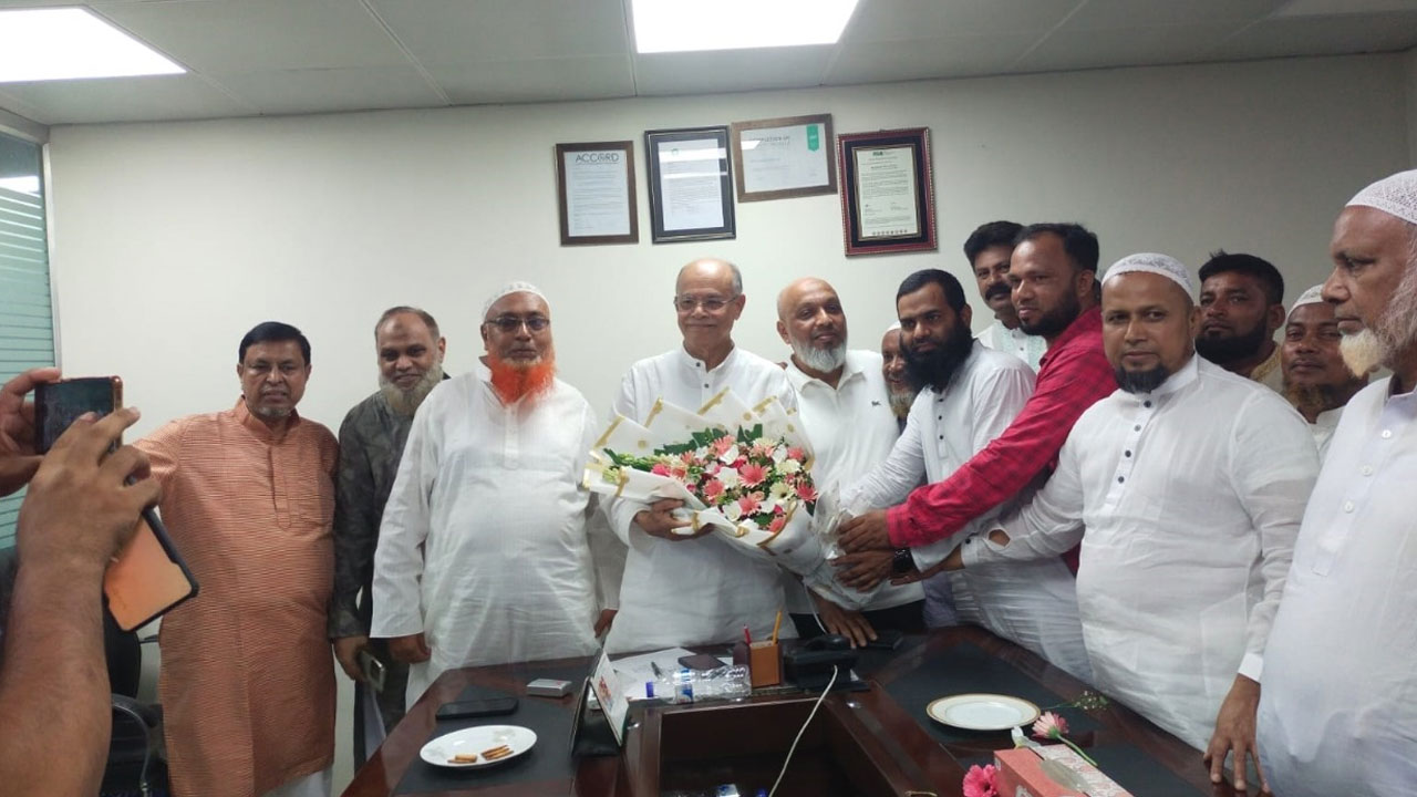 নারায়ণগঞ্জে তৃণমূল বিএনপির আহ্বায়ক বিএনপিতে, ছবি ভাইরাল