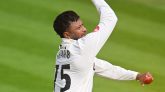 সারের হয়ে অভিষেক উইকেট সাকিবের