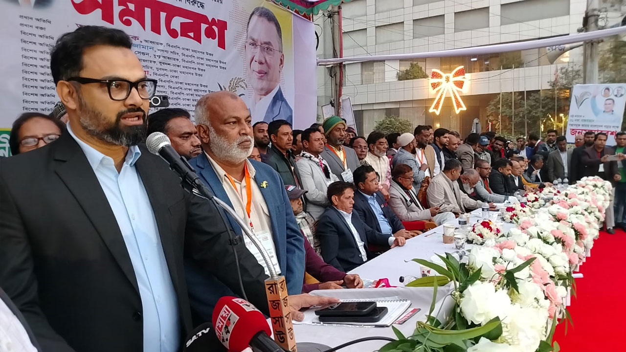 ‘দোসররা বিদেশি প্রভুদের সহযোগিতায় ষড়যন্ত্র করে বেড়াচ্ছে’