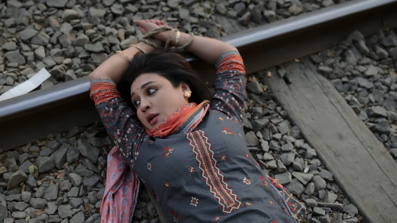‘জিম্মির’ ট্রেলারে ঝড় তুললেন জয়া আহসান